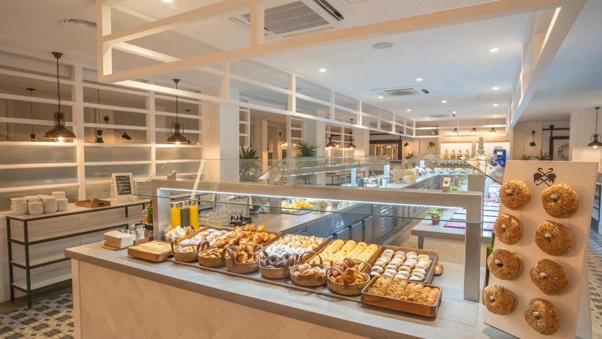 Gran Hotel Flamingo-Adults Only Older 18 Years Old Lloret de Mar 4*,  Španělsko